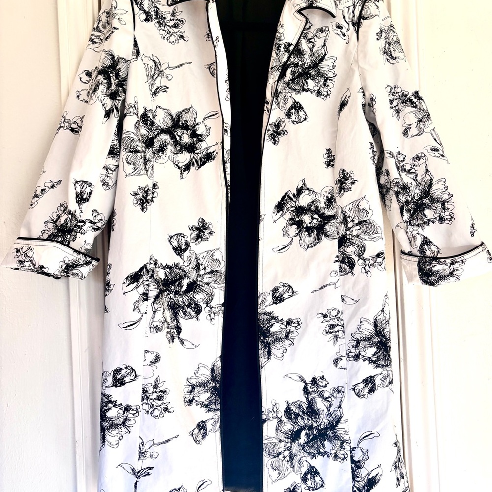 Peck & Peck Black and White Floral Jacket